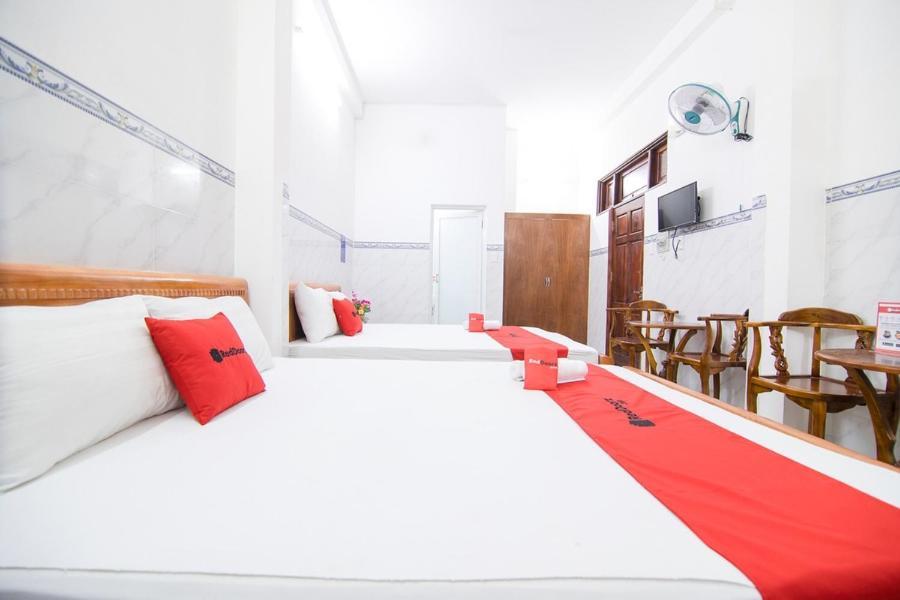 Reddoorz Hoang Tuan Hotel Хошимин Екстериор снимка